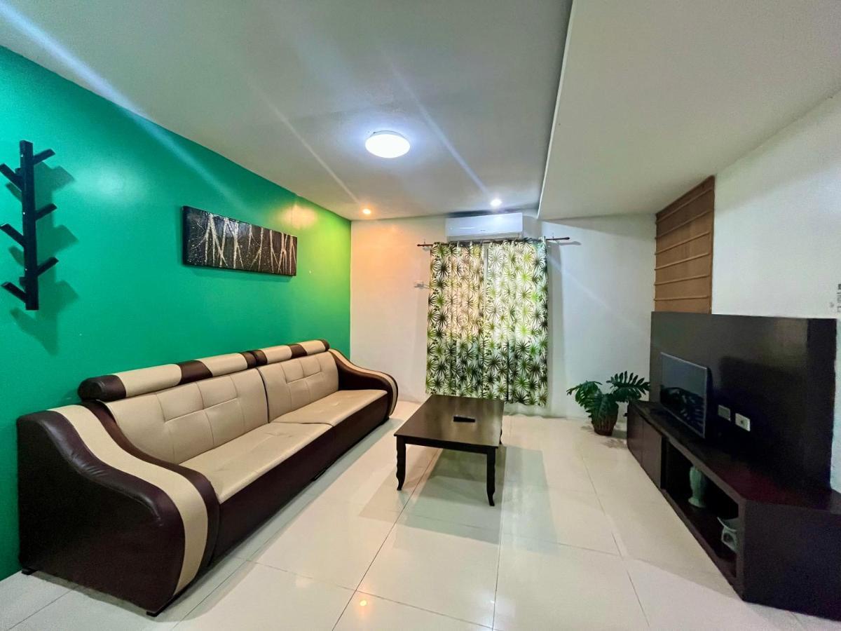 Forest View Leisure Residences Olongapo Buitenkant foto